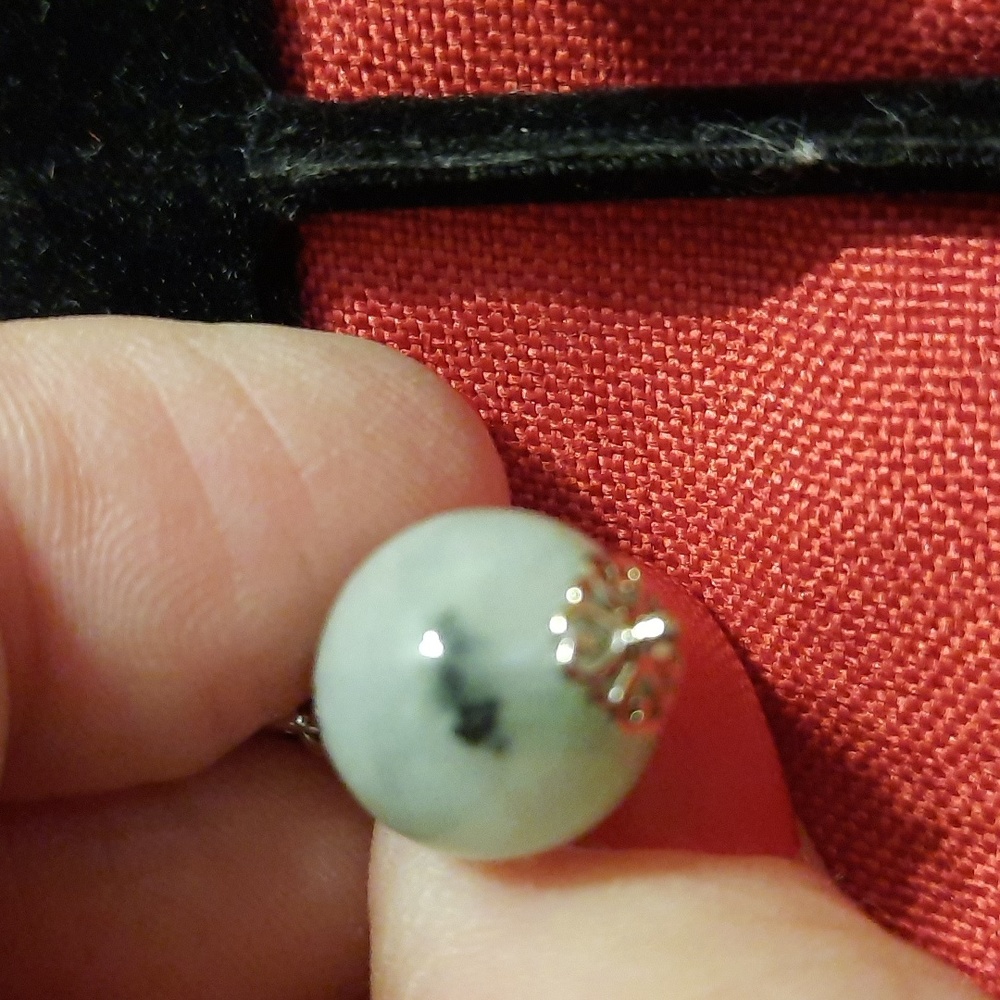 JADE STERLING SILVER EARRINGS. - Picture 5 of 8